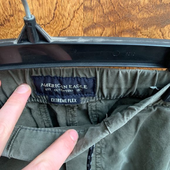 American Eagle "Men's" Olive Joggers - Picture 2 of 4